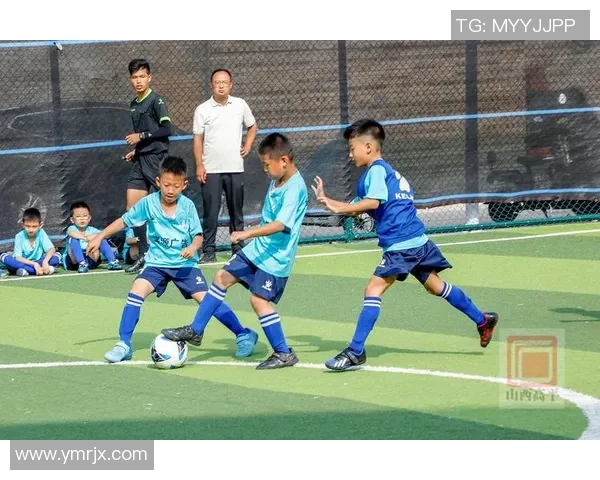 与足球明星一起录制精彩视频分享你的足球梦想与激情